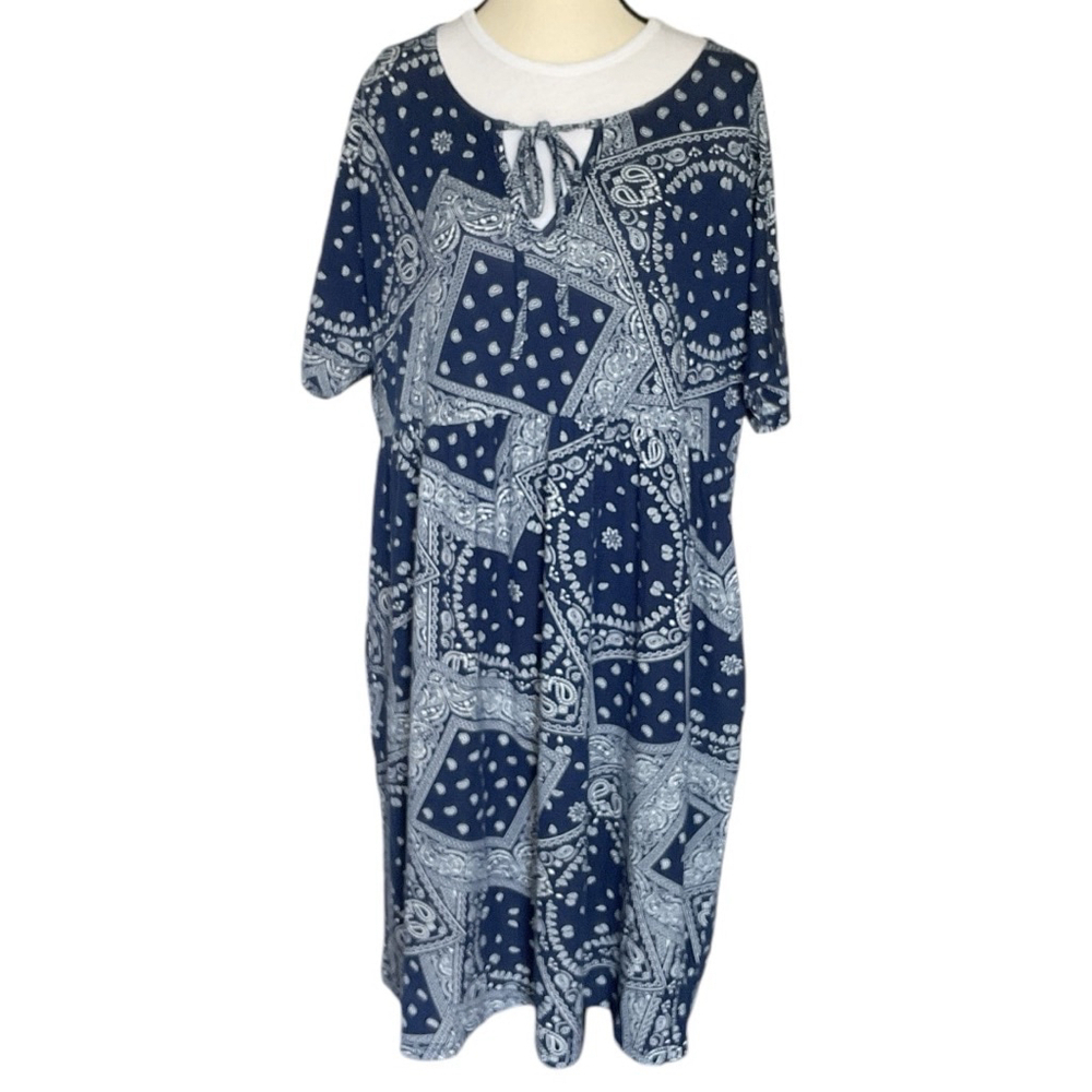 Women's Suzanne Betro empire waist Blue & White Paisley patchwork Maxi Dress 3X - Picture 2 of 12